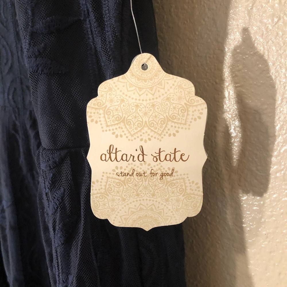 NWOT Navy Altar’d State Haltered Lace Maxi Dress - Picture 10 of 11